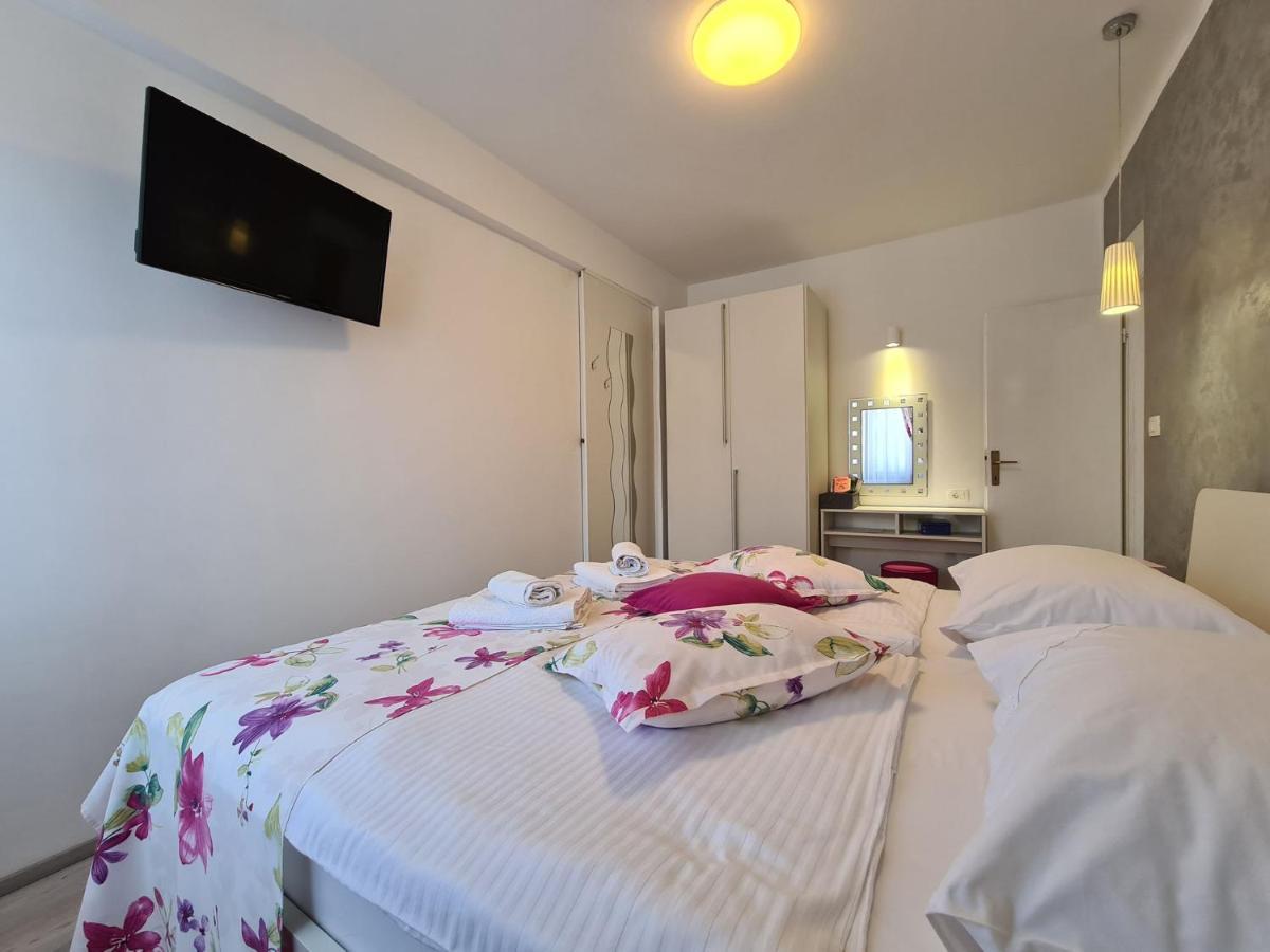 Apartments Slavko 1179 Banjole Bagian luar foto
