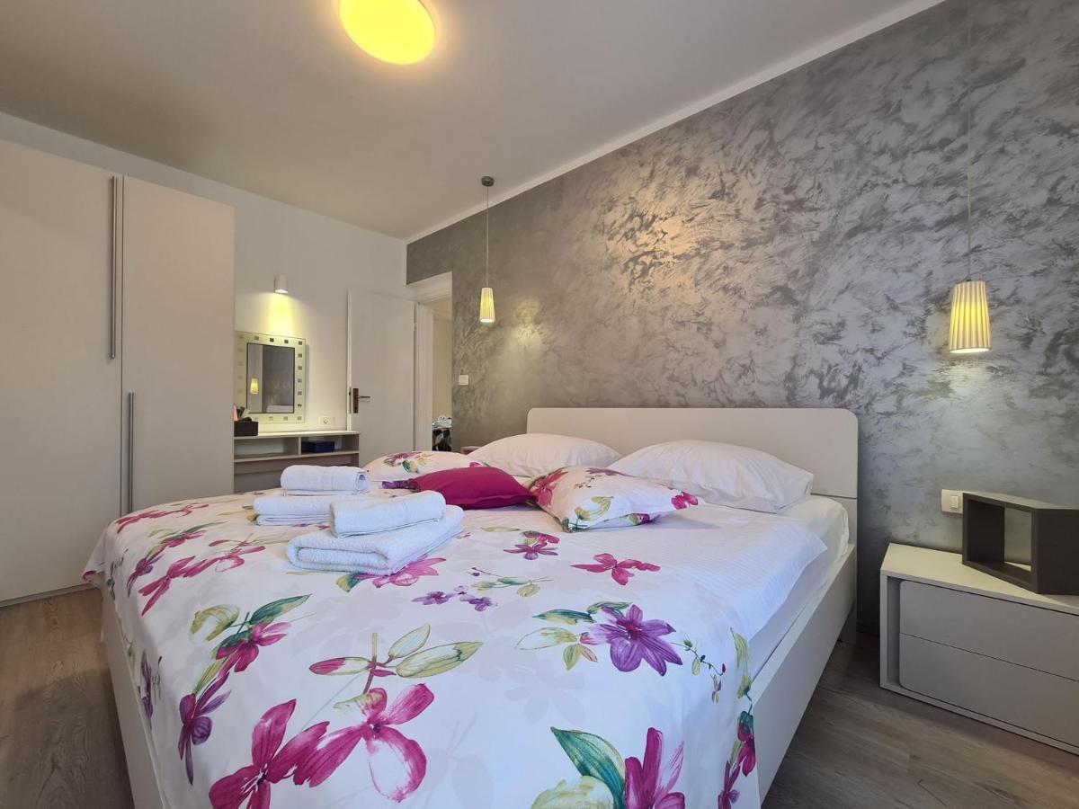 Apartments Slavko 1179 Banjole Bagian luar foto